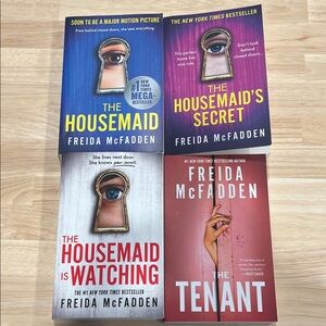 Freida McFadden Book Set